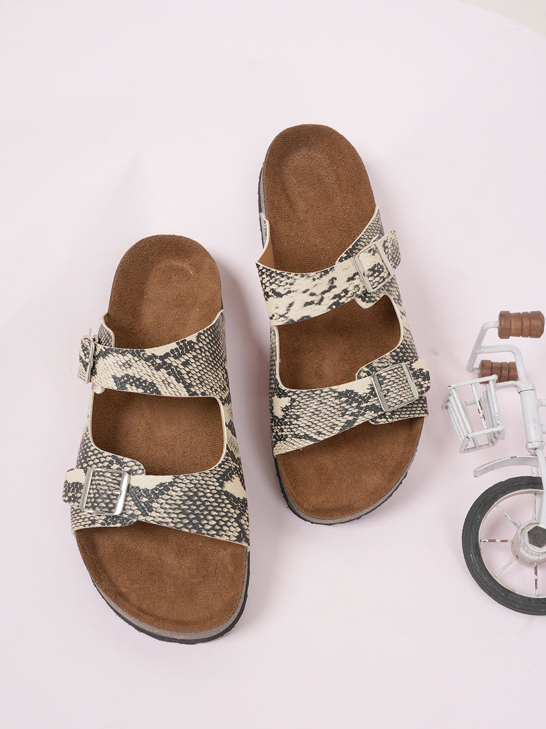 Women's Flats Sandals