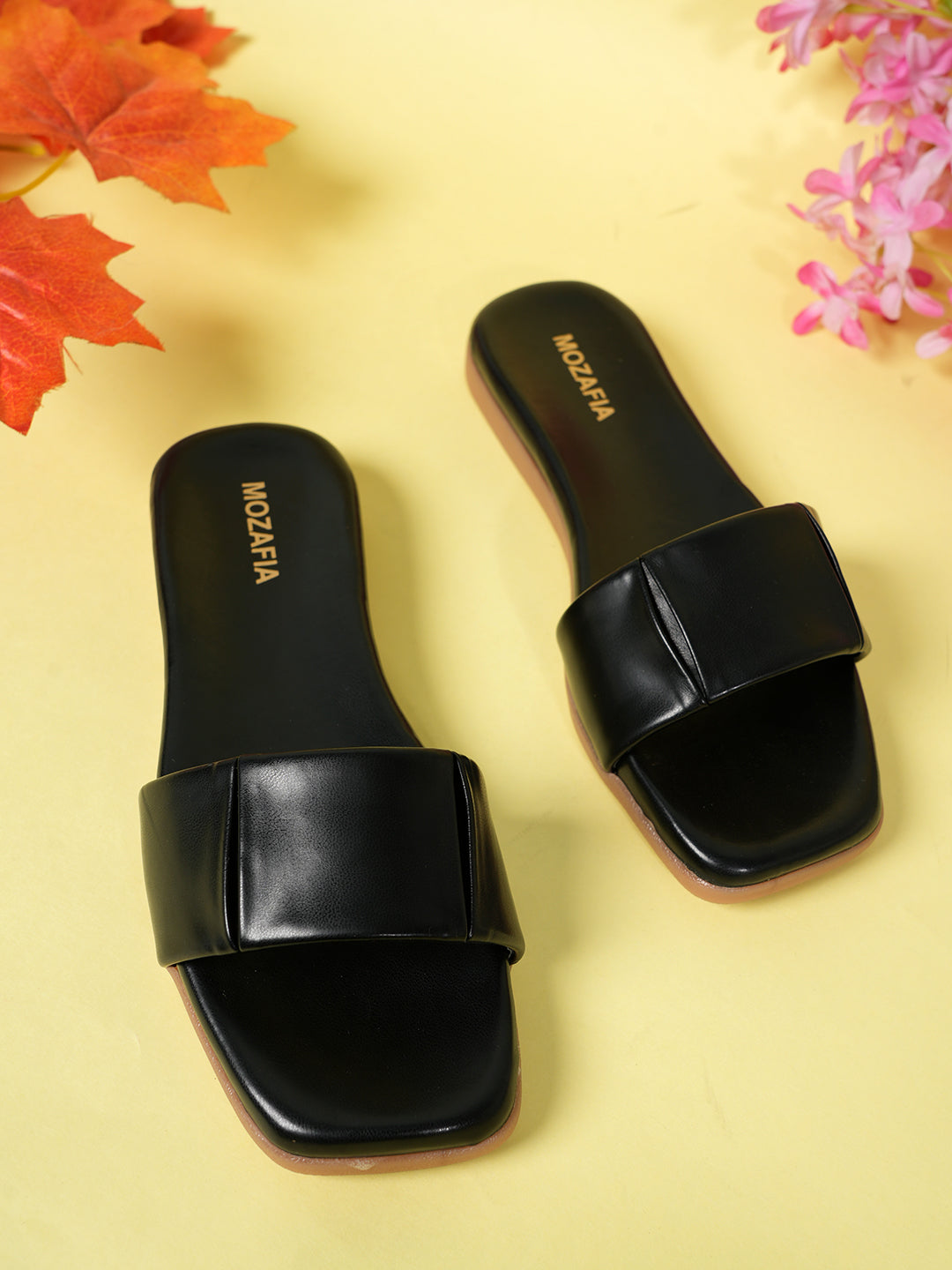 MOZAFIA Flats Sandals for Women