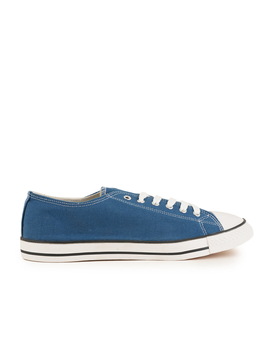 Men Canva Casual Shoes – Stylish Comfort for Everyday Wear