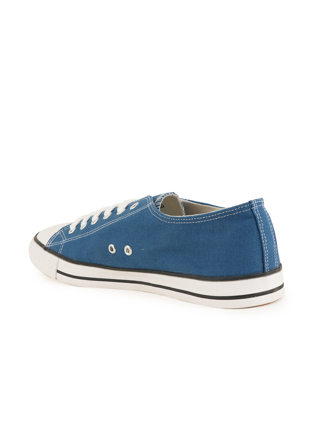 Men Canva Casual Shoes – Stylish Comfort for Everyday Wear