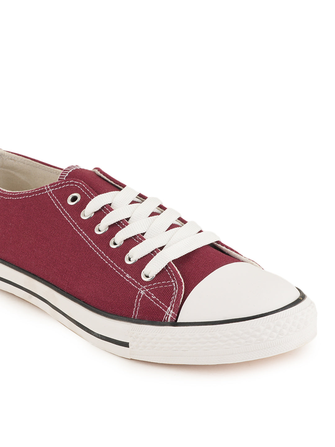 Men Canva Casual Shoes – Stylish Comfort for Everyday Wear