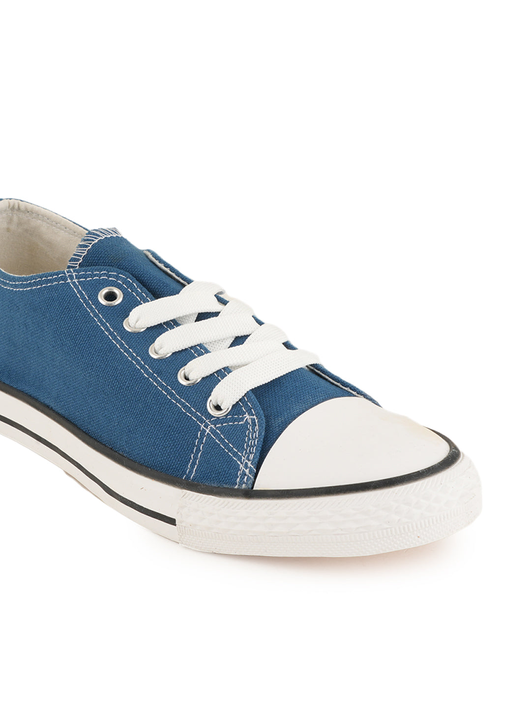 Women Canva Casual Shoes – Stylish Comfort for Everyday Wear