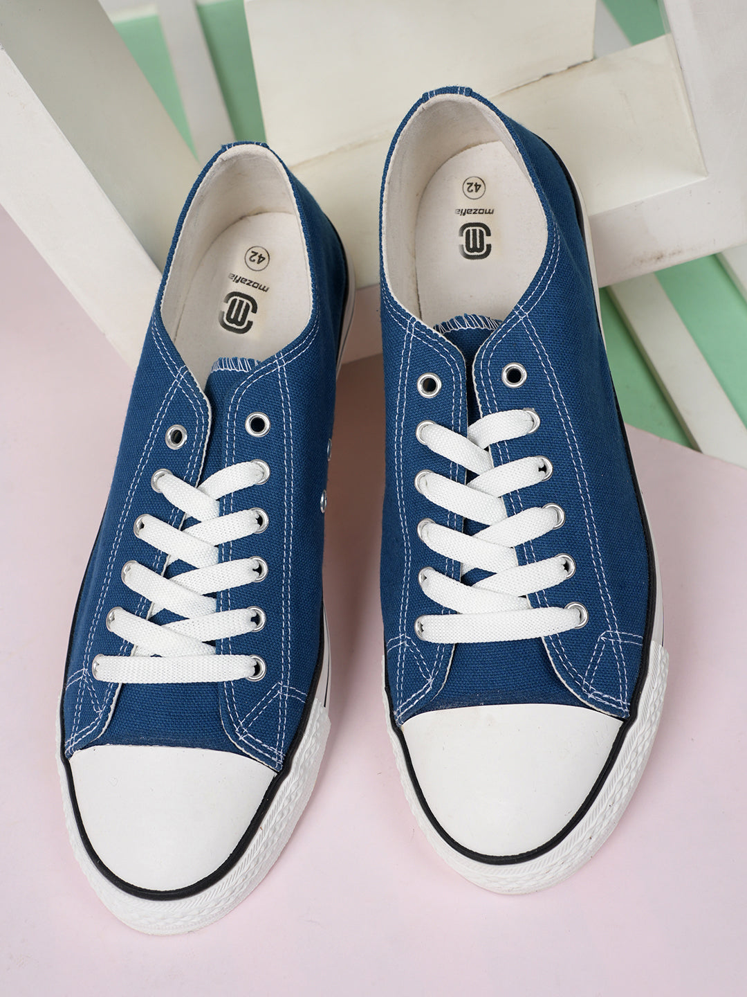 Men Canva Casual Shoes – Stylish Comfort for Everyday Wear