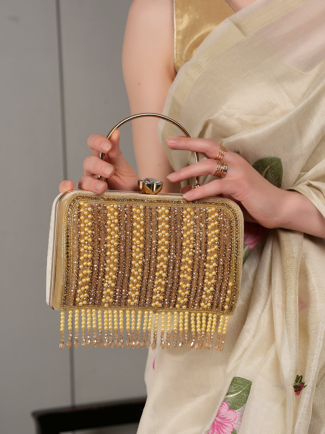 MOZAFIA Women’s Clutches