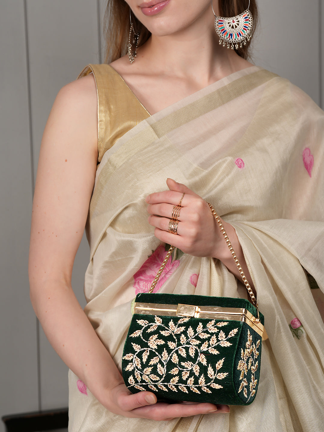 MOZAFIA Women’s Clutches