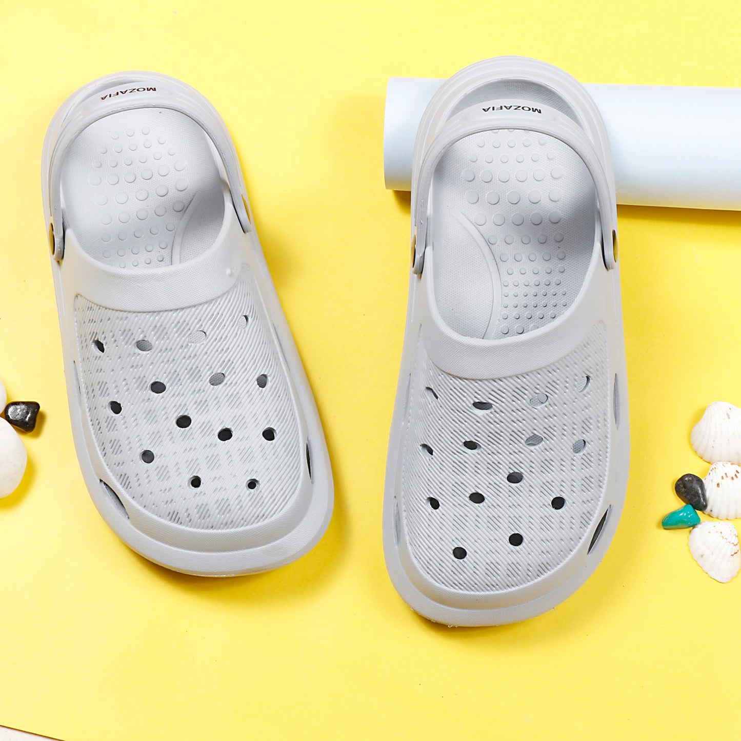 Mozafia Husky Men Clogs