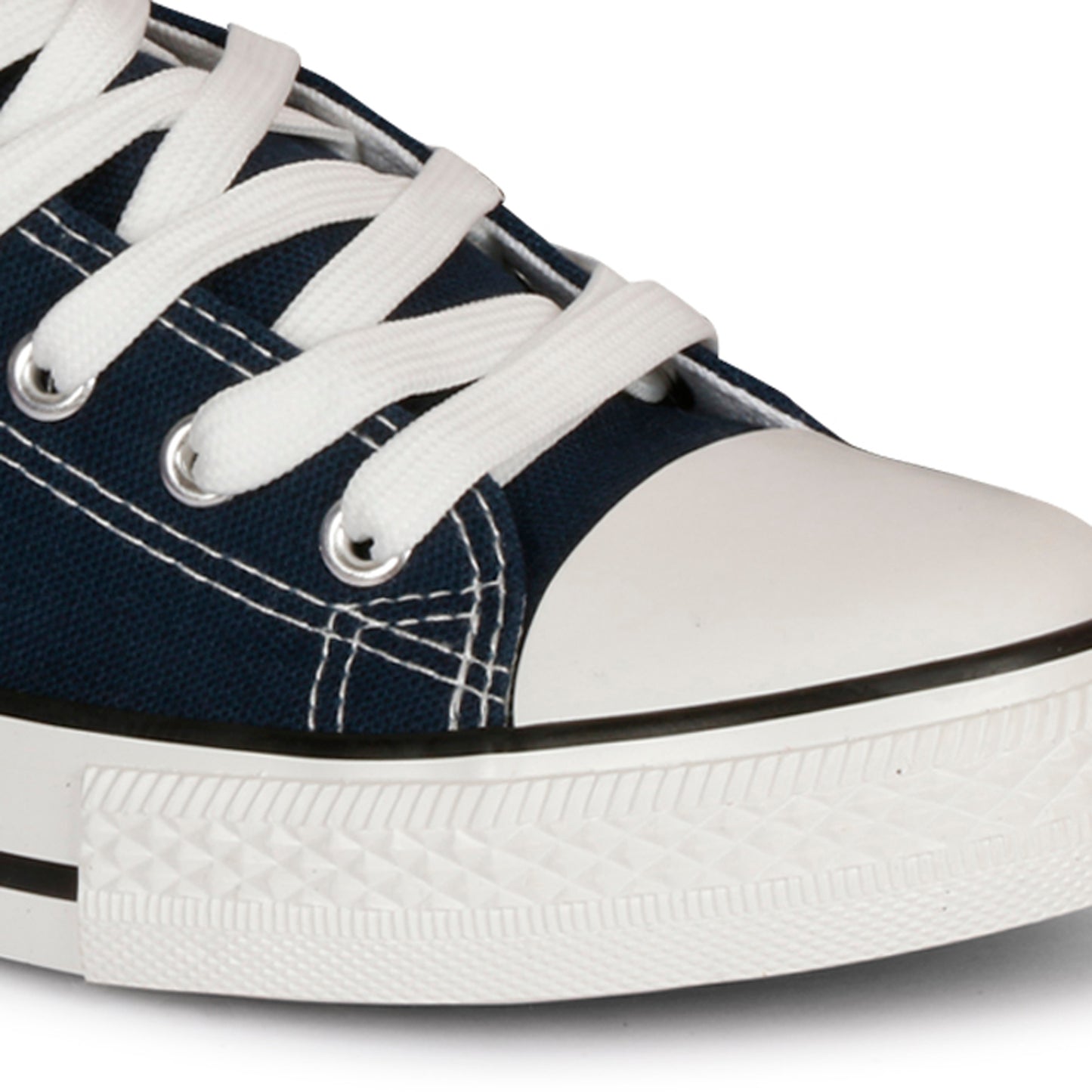 Men Canva Casual Shoes – Stylish Comfort for Everyday Wear