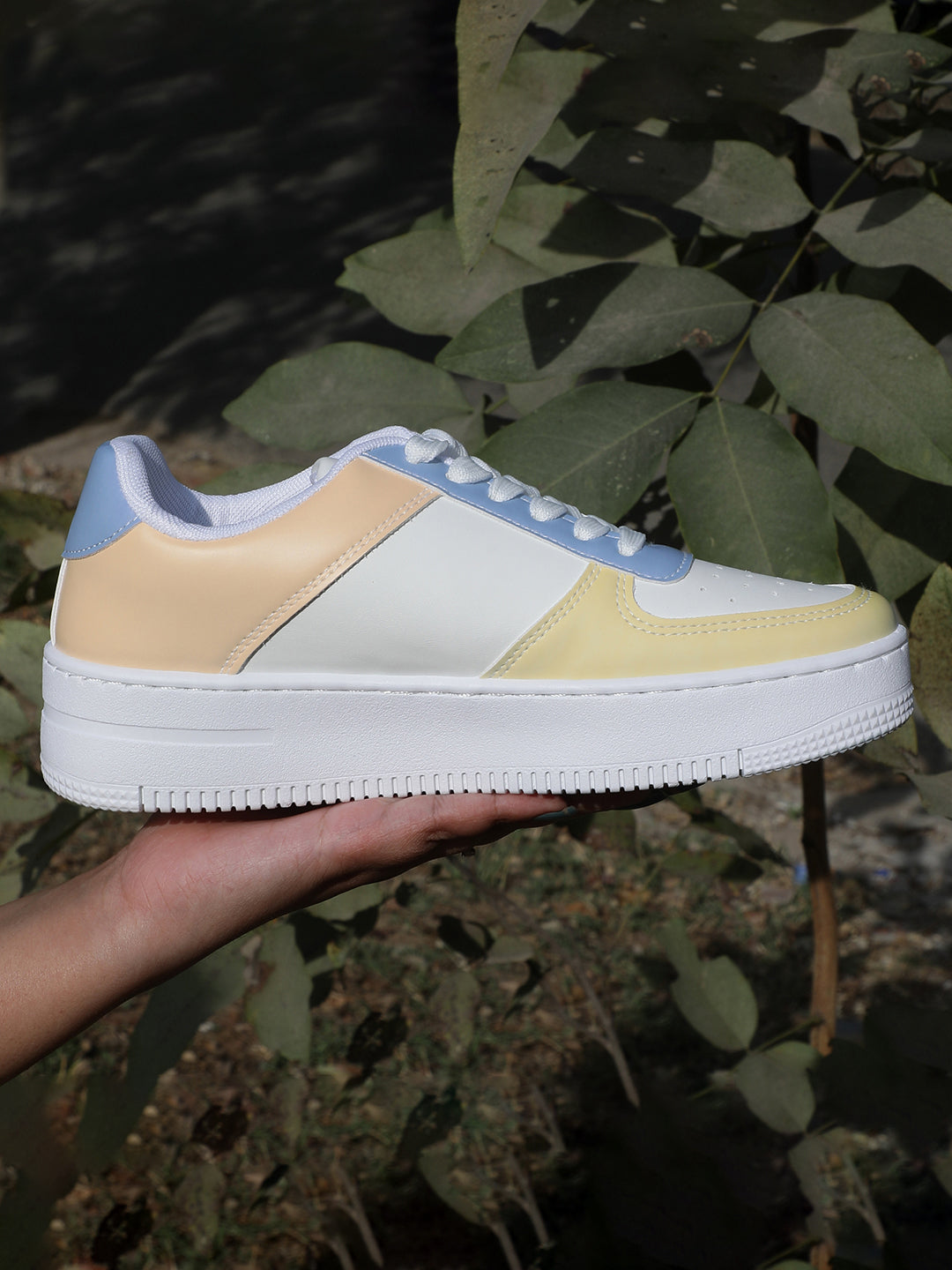 Mozafia Photochromic Women Sneaker