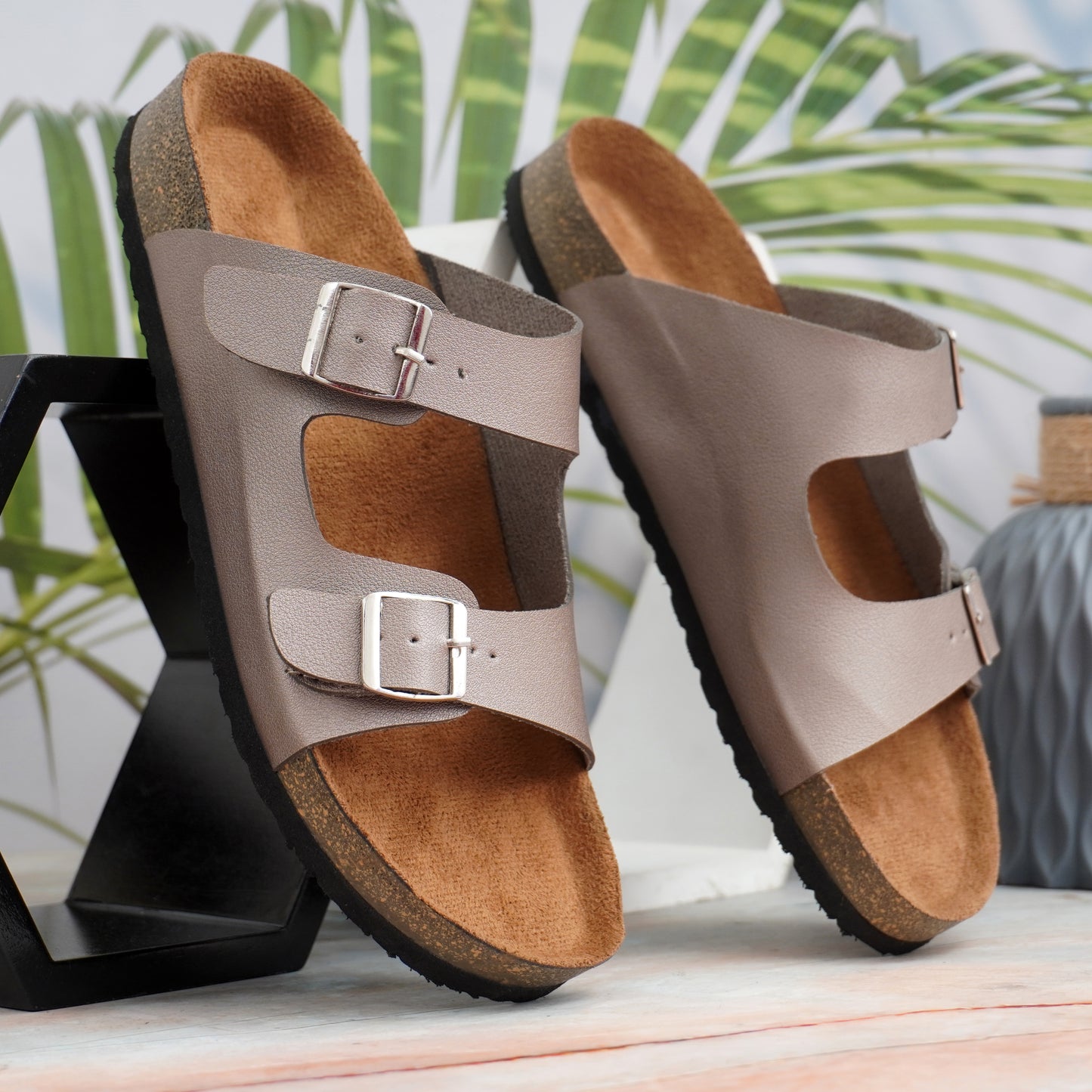 Women's Flats Sandals