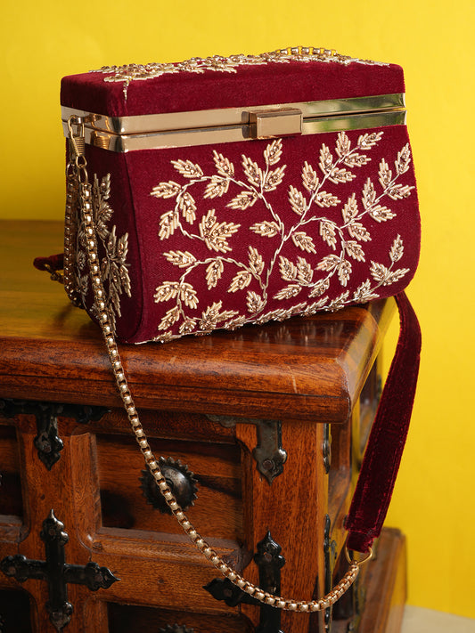 MOZAFIA Women’s Clutches