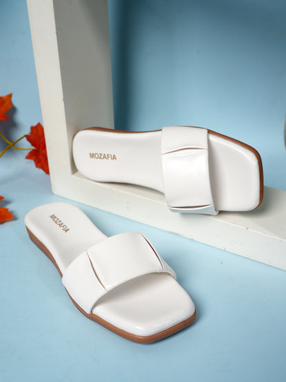 MOZAFIA Flats Sandals for Women