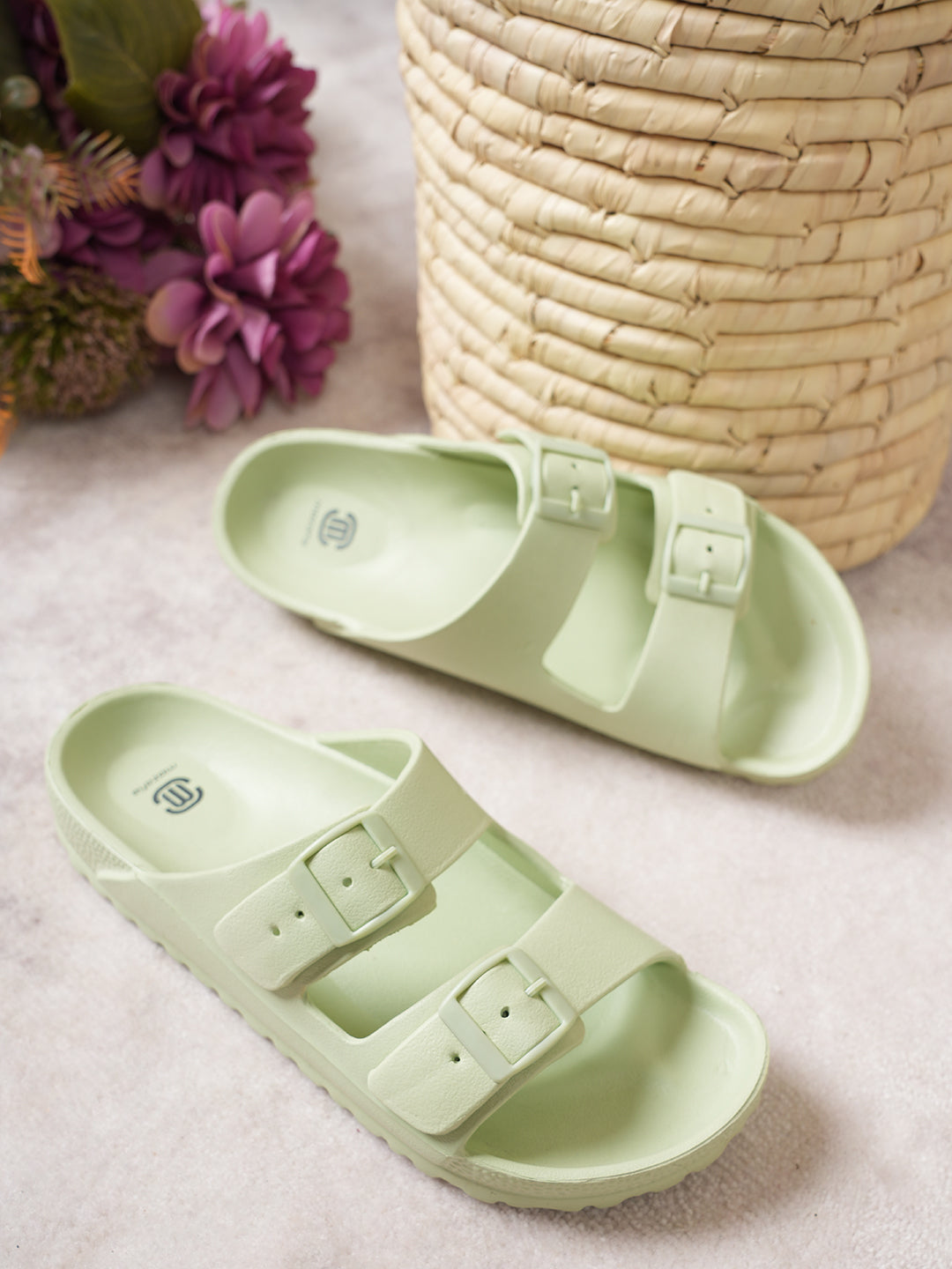 Women's Slipper – Comfort and Style