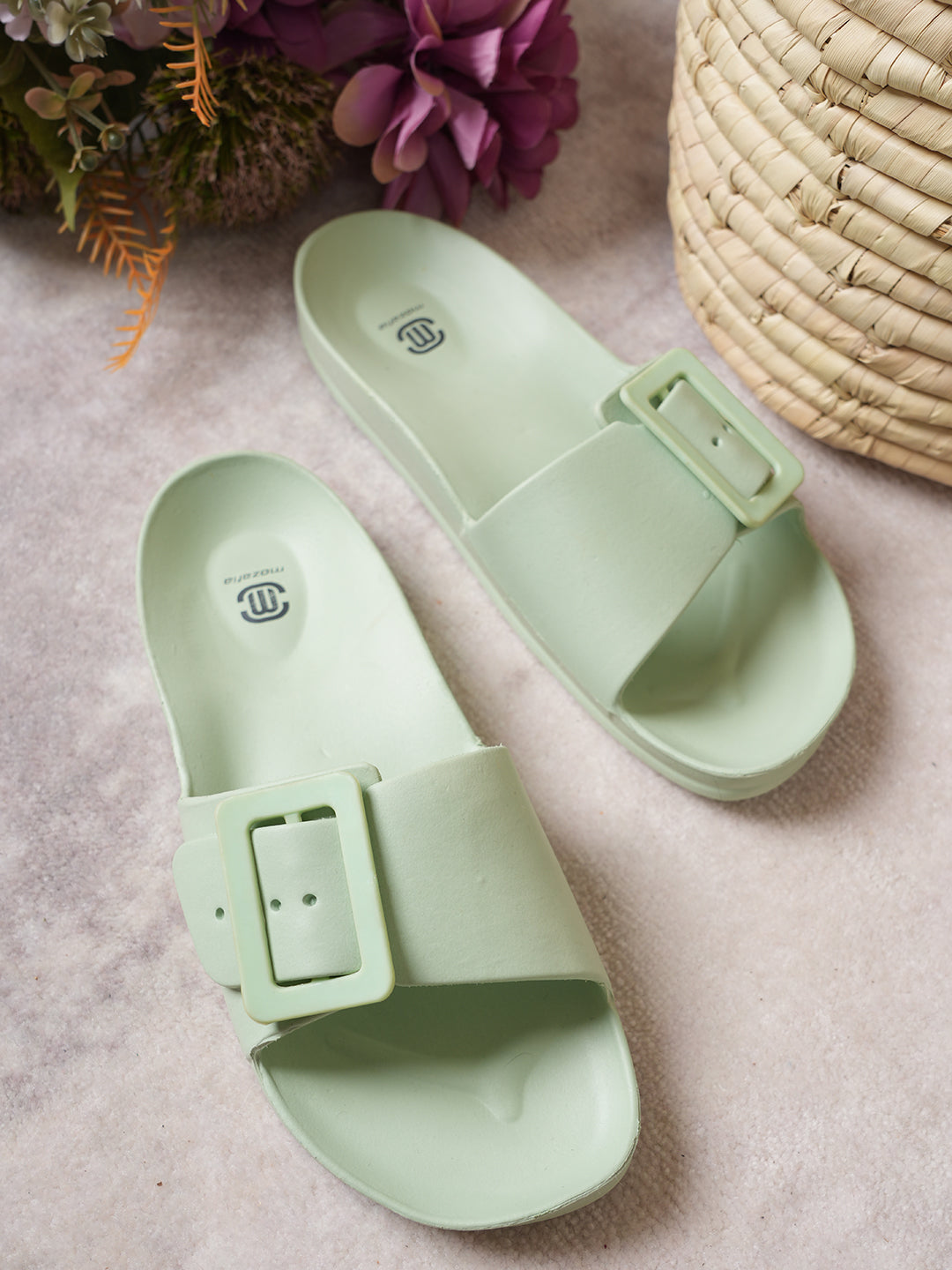 Women's Slipper – Comfort and Style