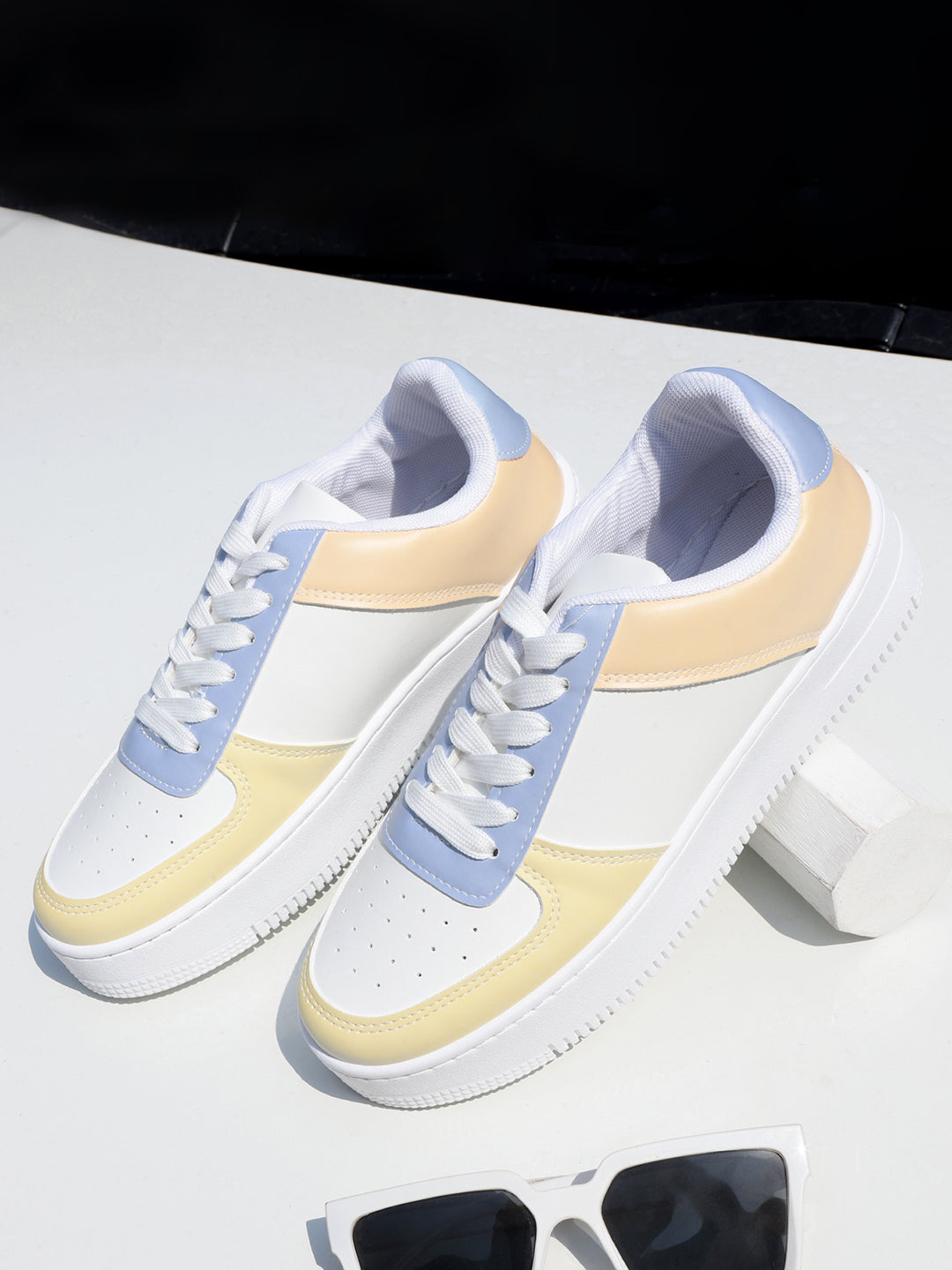 Mozafia Photochromic Women Sneaker